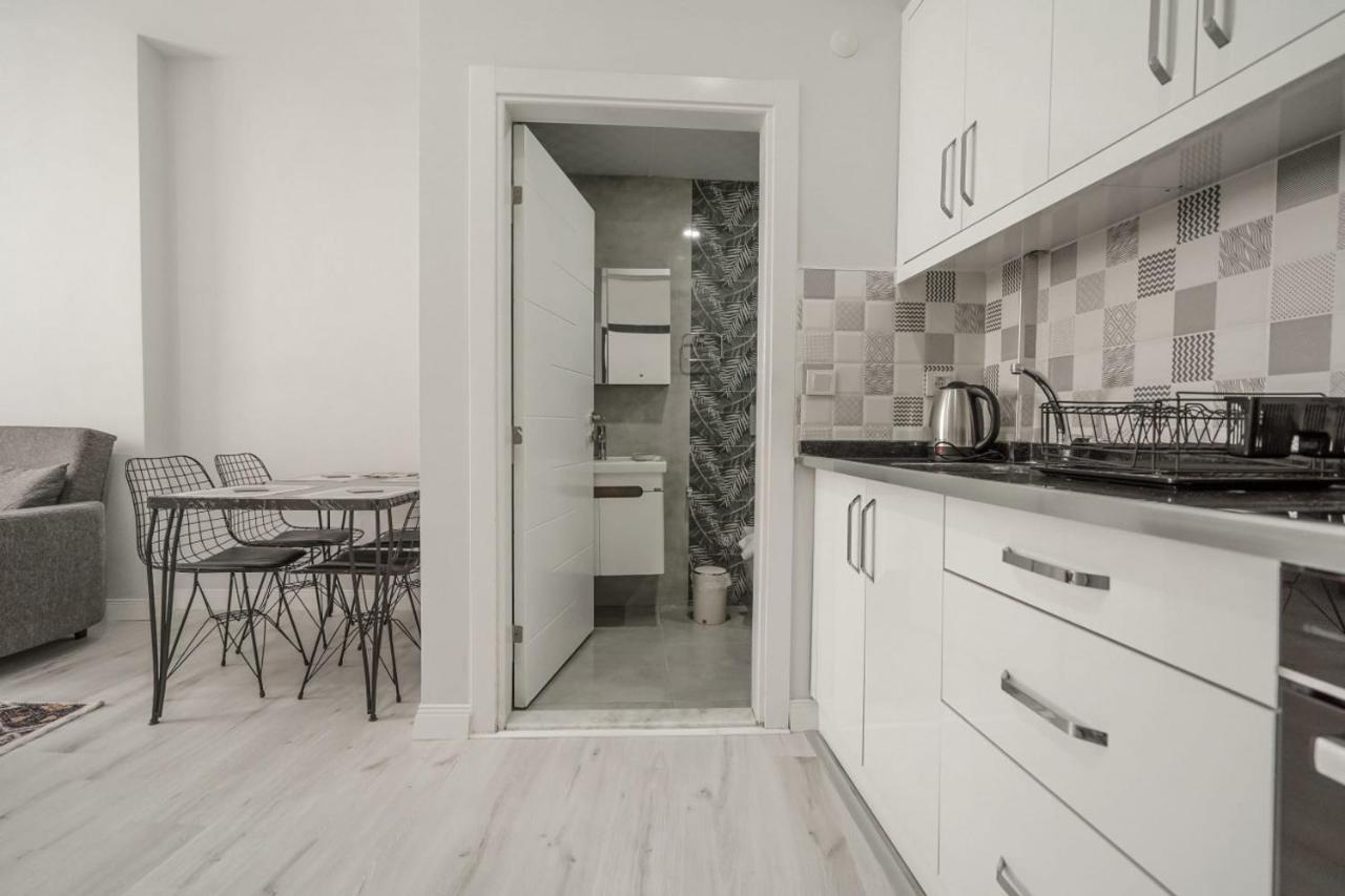 Charming And Central Flat Near Beach In Muratpasa Apartment Antalya Luaran gambar